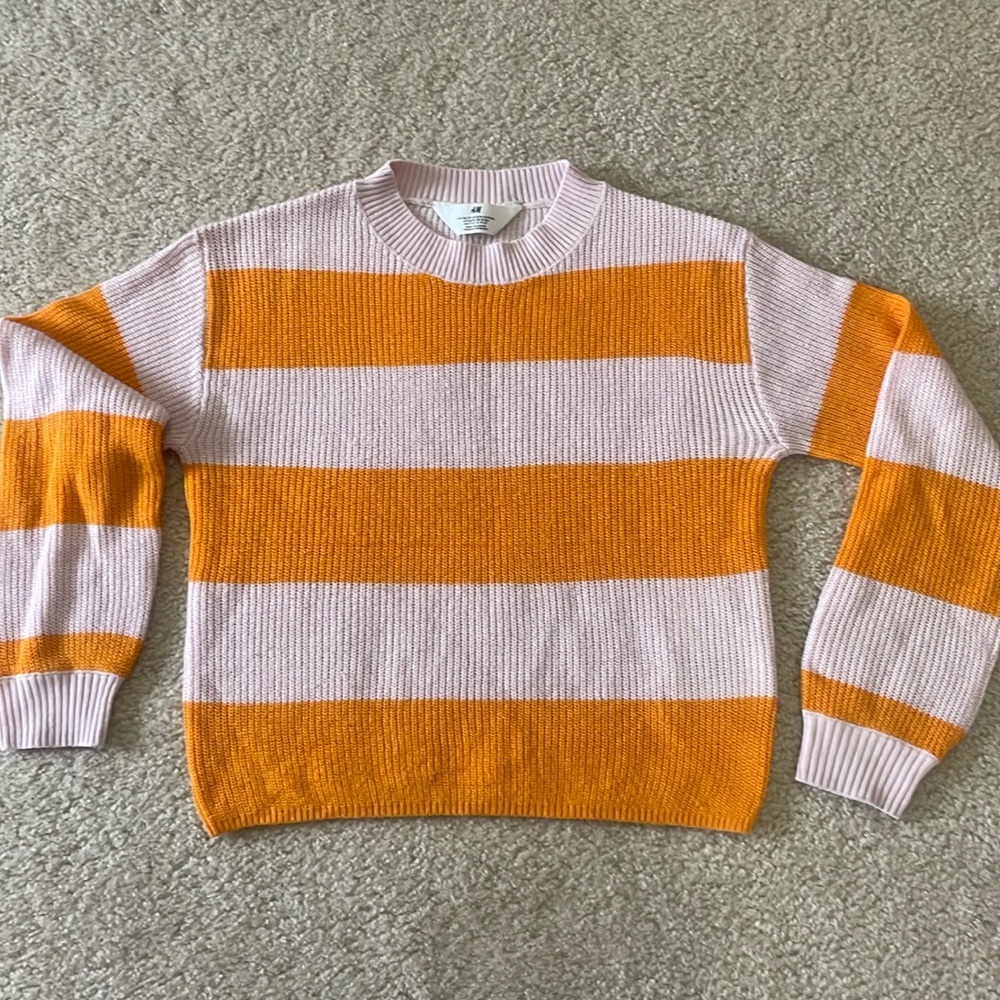 Girls H&M sweater